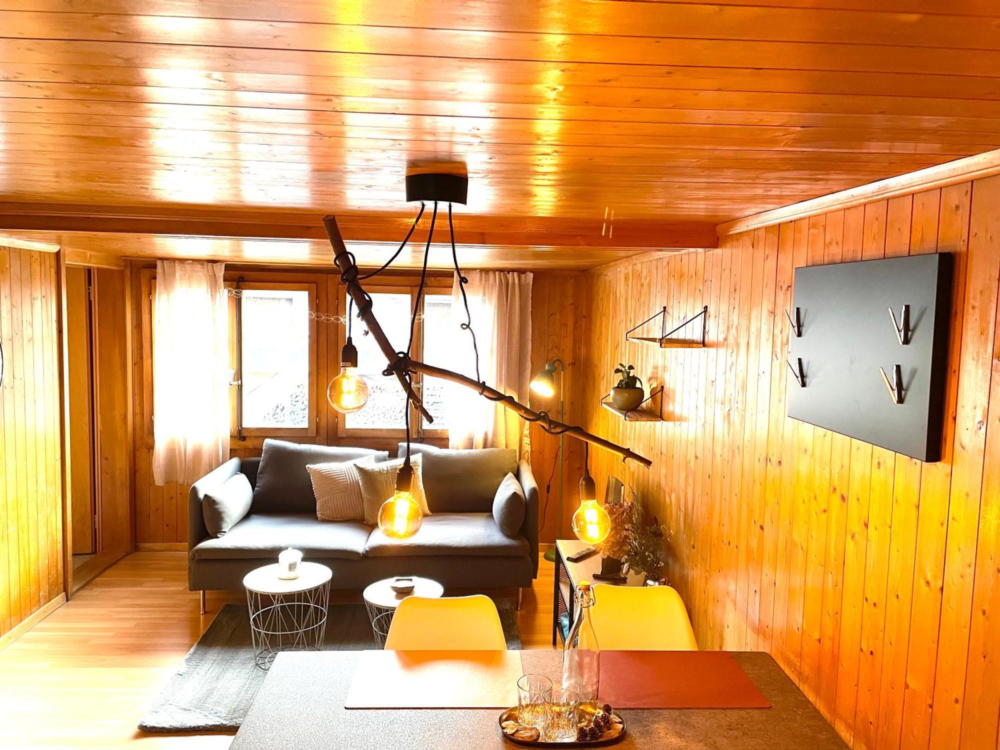 Apartment Charming, Well-equipped Alpine *